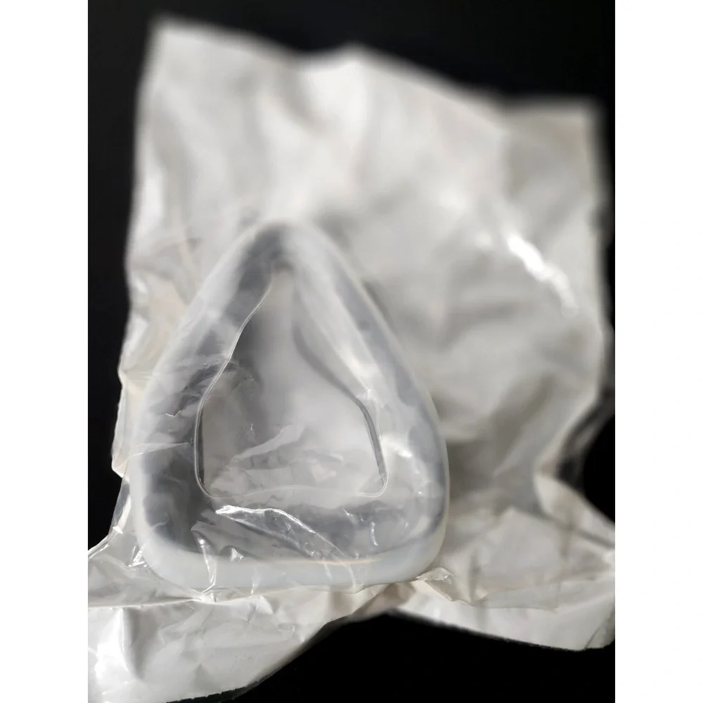 Fisher & Paykel FlexFoam Cushion & Silicone Seal Forma Medium 400HC122 Sealed